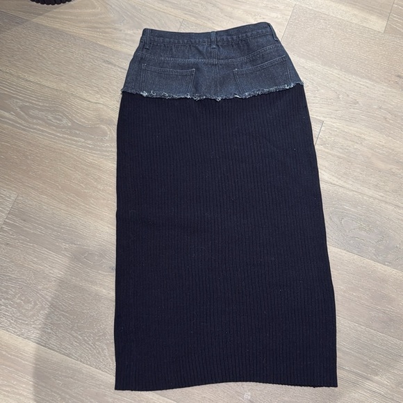 BLANK long skirt size medium denim/black - Picture 4 of 4